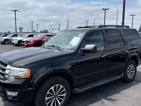 Used 2015 Ford Expedition XLT AWD/4WD image 3