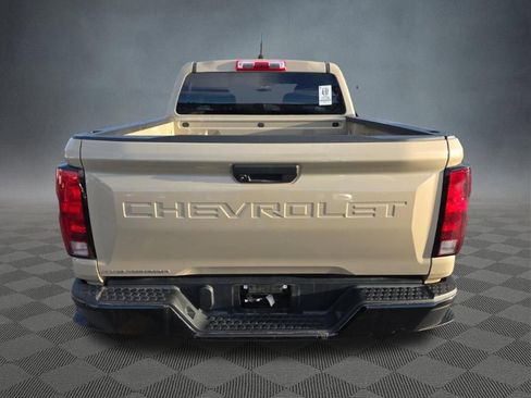 Used 2023 Chevrolet Colorado W/T image 5