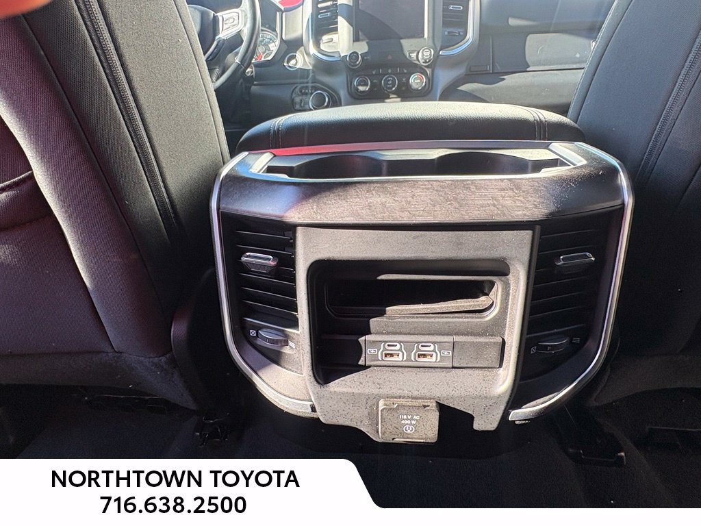 Used 2022 RAM 1500 Big Horn w/ Night Edition AWD/4WD image 18