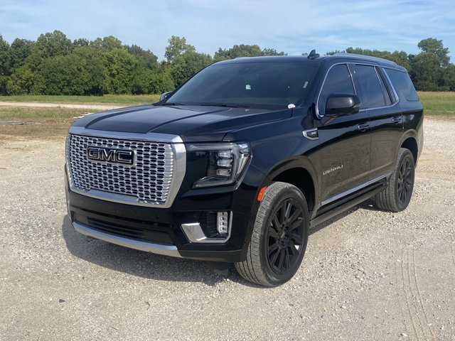 Used 2021 GMC Yukon Denali w/ Denali Ultimate Package AWD/4WD image 11