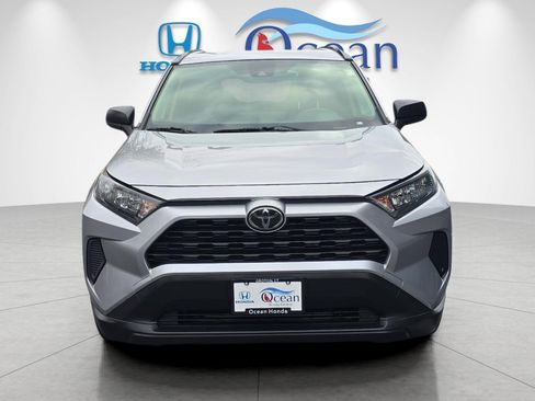 Used 2020 Toyota RAV4 LE image 8