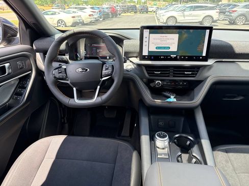 New 2026 Ford Explorer Tremor AWD/4WD image 9