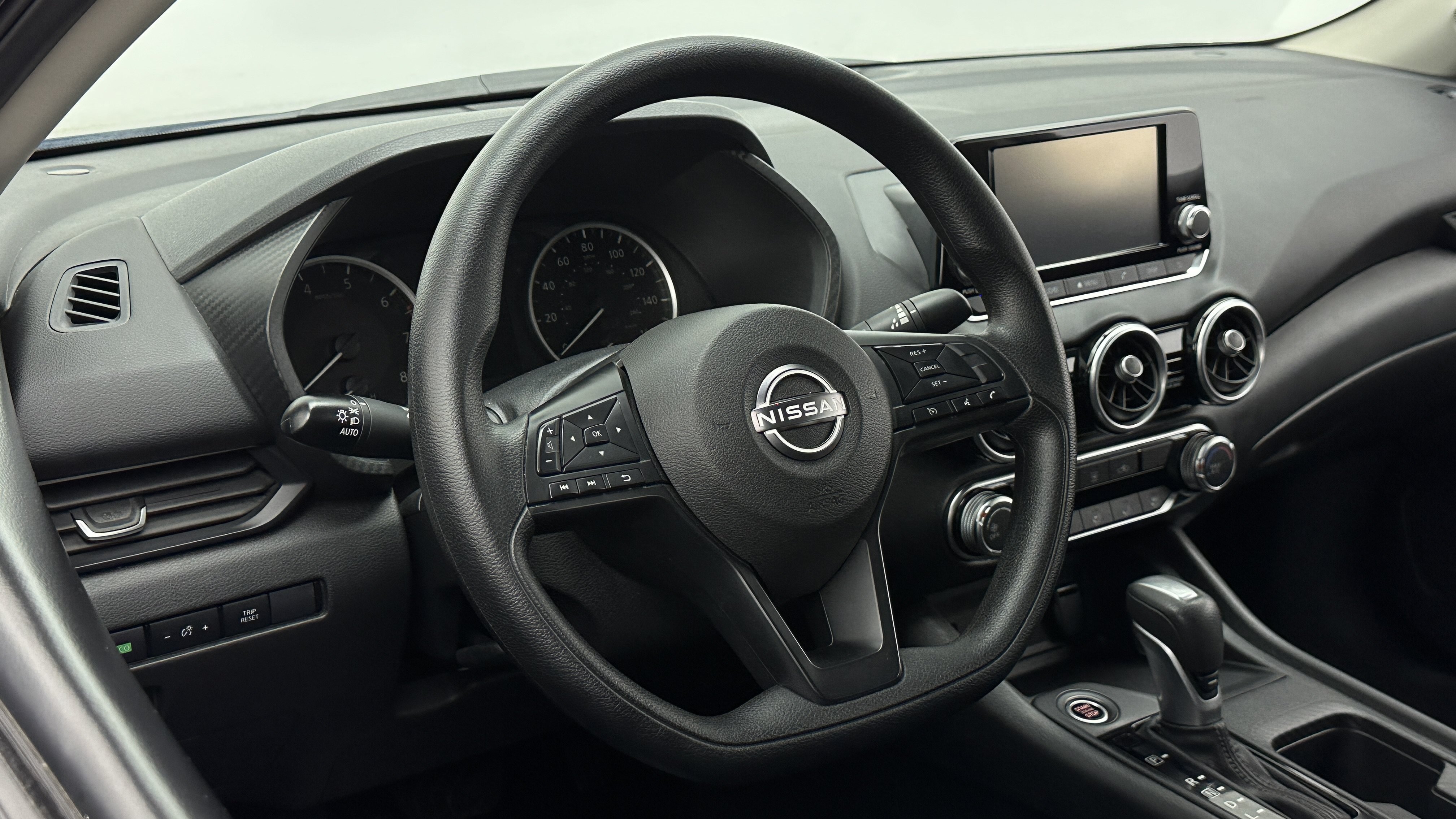 Used 2025 Nissan Sentra S w/ Trunk Package FWD image 8