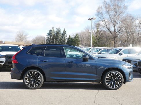 New 2026 Volvo XC60 B5 Ultra w/ Climate Package AWD/4WD image 2