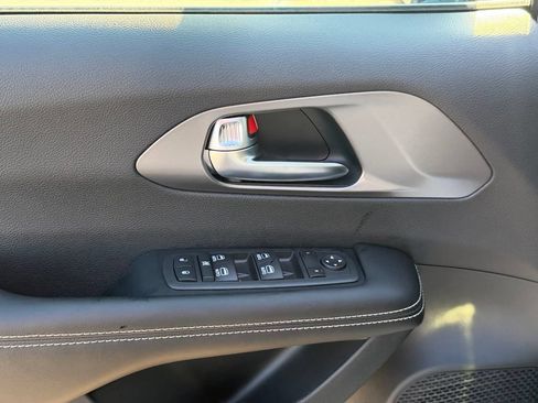 New 2026 Chrysler Voyager LX FWD image 15
