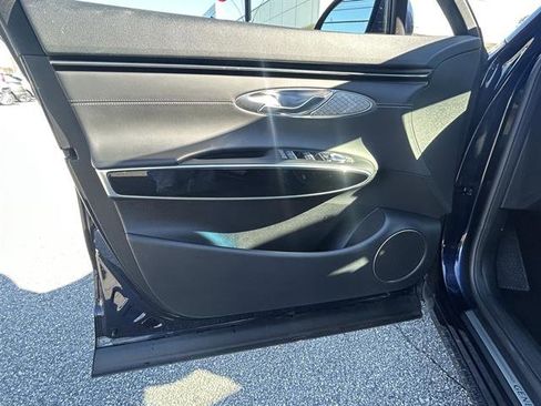 Used 2025 Genesis GV70 2.5T image 22