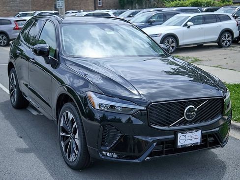 New 2026 Volvo XC60 B5 Plus w/ Climate Package AWD/4WD image 4