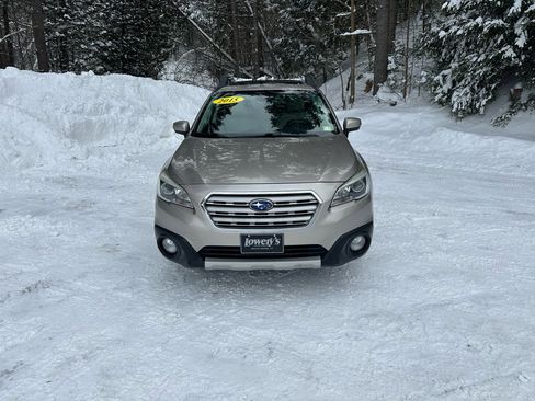 Used 2015 Subaru Outback 2.5i Limited image 2