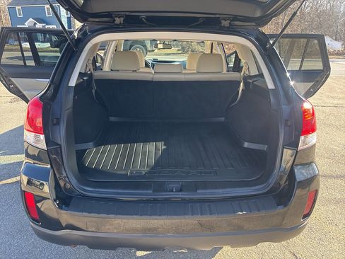 Used 2010 Subaru Outback 2.5i Premium image 23