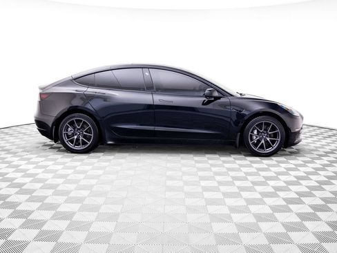 Used 2022 Tesla Model 3 Long Range AWD/4WD image 8