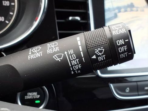 Used 2021 Buick Encore Preferred image 24