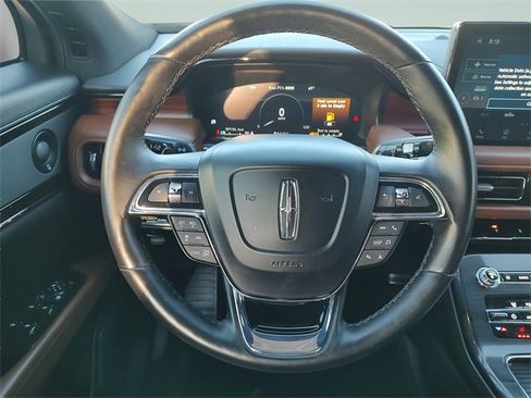 Used 2021 Lincoln Nautilus Reserve image 34