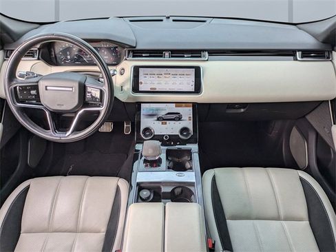 Used 2021 Land Rover Range Rover Velar R-Dynamic S image 17