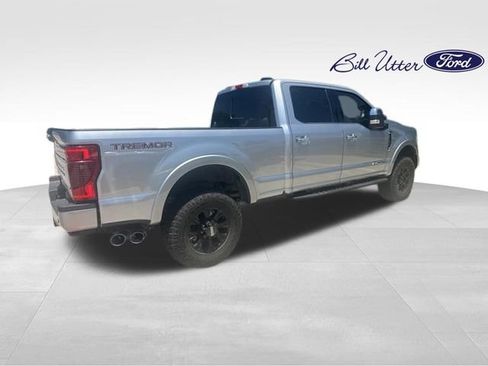 Used 2022 Ford F250 Platinum w/ Tremor Off-Road Package AWD/4WD image 5