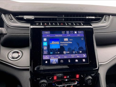 New 2025 Jeep Grand Cherokee L Altitude image 7