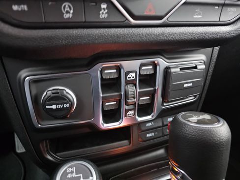 New 2026 Jeep Wrangler Unlimited Sport AWD/4WD image 29
