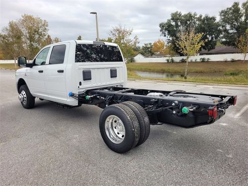 New 2026 RAM 3500 Tradesman w/ Chrome Appearance Group image 13