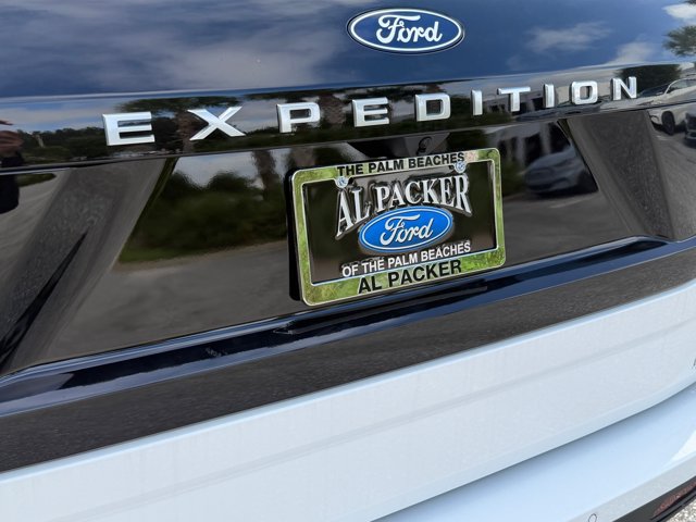 New 2027 Ford Expedition Active RWD image 18