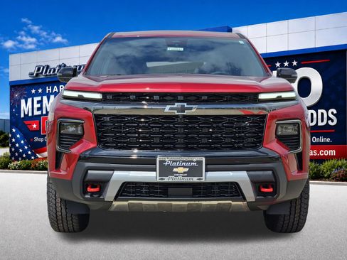 New 2026 Chevrolet Traverse Z71 w/ Driver Confidence Package AWD/4WD image 6