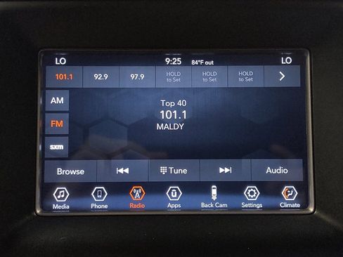 Used 2018 Jeep Grand Cherokee Laredo AWD/4WD image 25