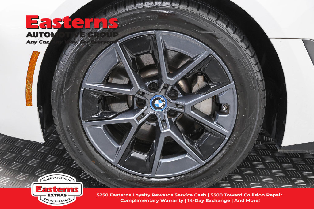 Used 2023 BMW i4 eDrive35 w/ Premium Package RWD image 32