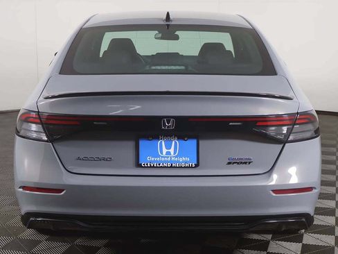 Used 2025 Honda Accord Sport image 12