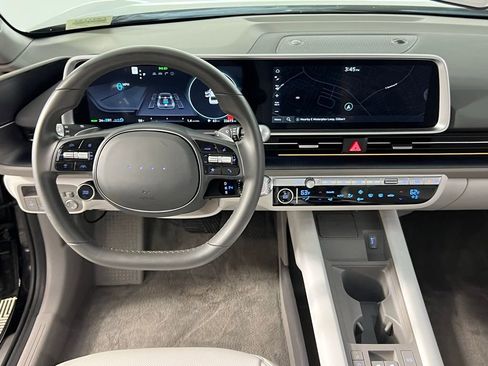 Used 2023 Hyundai Ioniq 6 SEL image 13