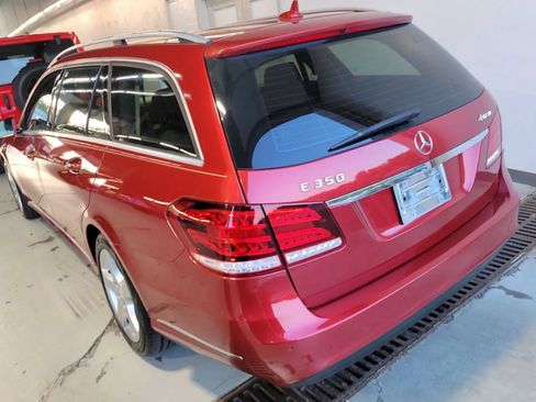 Used 2014 Mercedes-Benz E 350 4MATIC Wagon image 2