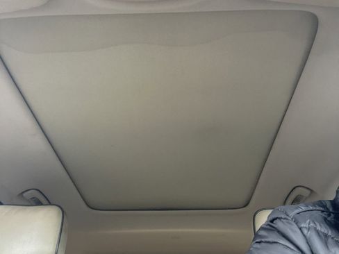 Used 2015 Jeep Grand Cherokee Overland w/ Advanced Technology Group image 15