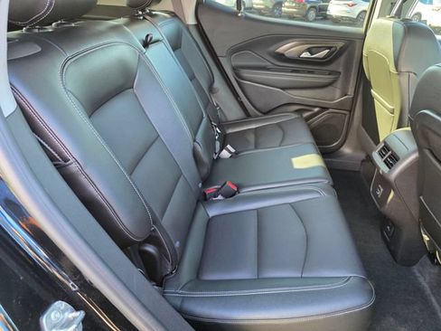 Used 2024 GMC Terrain SLT AWD/4WD image 14