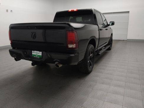 Used 2015 RAM 1500 Express w/ Black Ram 1500 Express Group RWD image 9