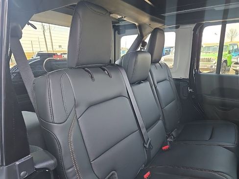 New 2026 Jeep Wrangler Unlimited Sahara AWD/4WD image 93