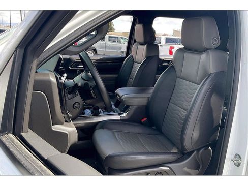 Used 2024 Chevrolet Silverado 1500 ZR2 w/ Technology Package image 25