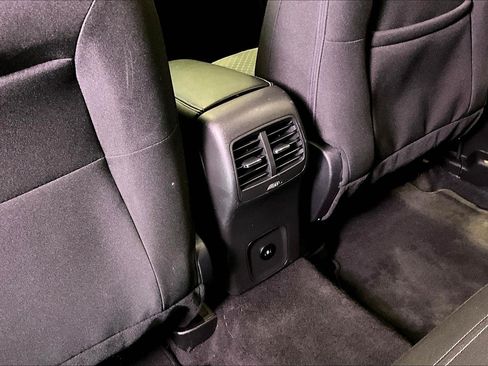 Used 2025 Ford Escape Active AWD/4WD image 11
