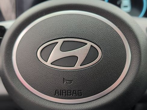 Used 2024 Hyundai Elantra SEL image 51