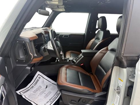 Used 2024 Ford Bronco Outer Banks AWD/4WD image 10