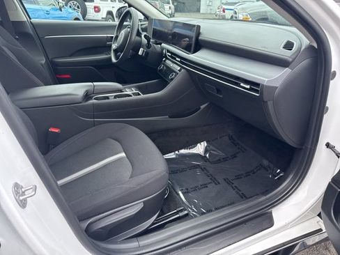 Used 2024 Hyundai Sonata SEL FWD image 9