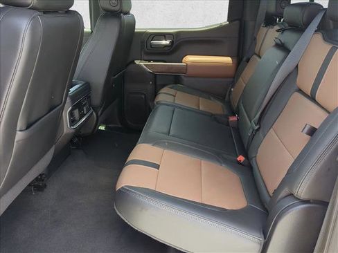 Used 2020 Chevrolet Silverado 1500 High Country w/ Technology Package RWD image 28