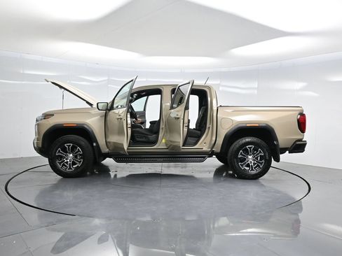 Used 2023 GMC Canyon AT4 w/ AT4 Premium Package AWD/4WD image 49