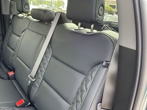 New 2026 Chevrolet Silverado 1500 LT AWD/4WD image 17