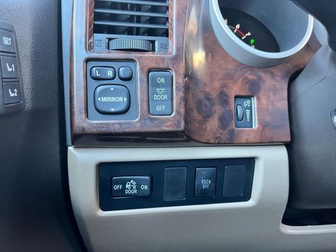 Used 2008 Toyota Tundra Limited image 29