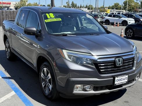 Used 2018 Honda Ridgeline RTL-E image 2