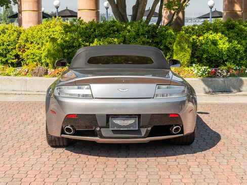 Used 2016 Aston Martin V8 Vantage S RWD image 49