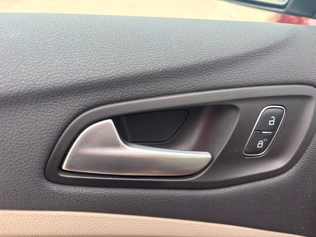 Used 2017 Ford C-MAX Titanium w/ Equipment Group 301A FWD image 11