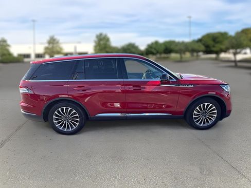 Used 2020 Lincoln Aviator Reserve w/ Equipment Group 201A image 9