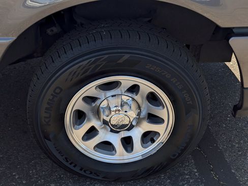 Used 2011 Ford Ranger XLT RWD image 7