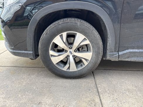 Used 2021 Subaru Ascent Premium w/ Convenience Package AWD/4WD image 21