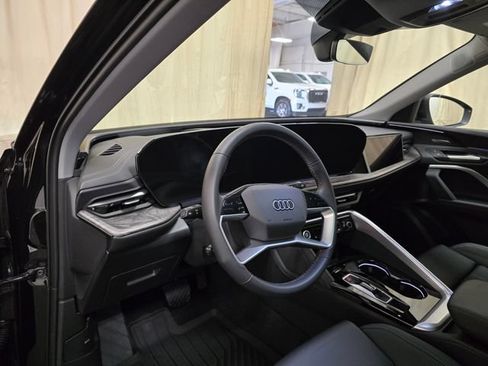 Used 2025 Audi Q5 Prestige AWD/4WD image 19