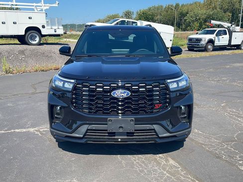 New 2027 Ford Explorer ST w/ Sun And Sound Package AWD/4WD image 8