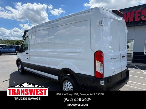 Used 2024 Ford Transit 250 148 Medium Roof Extended AWD image 3